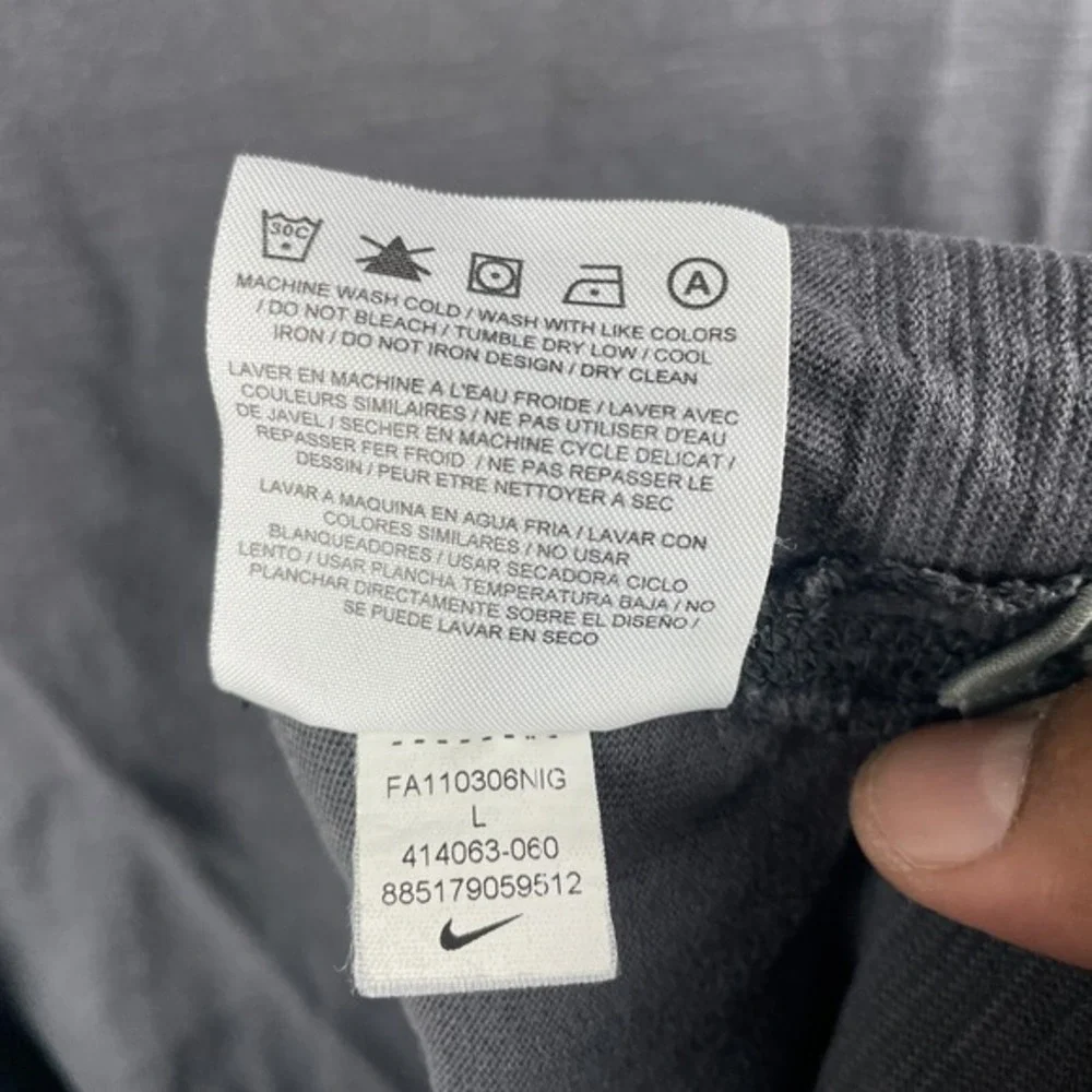 Jordan Shirt Mens Large Gray Striped  V Neck Faded Elephant Tag Michael Nike